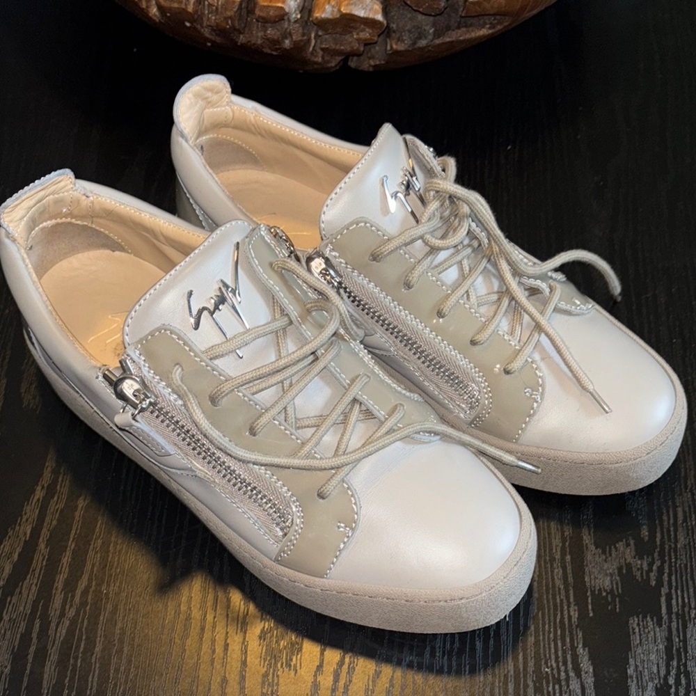 Giuseppe Zanotti Men's White and Gray Sneakers